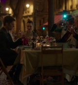 Emily_in_Paris_S02E03_WEBRip_x264-ION10_2337.jpg