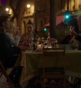 Emily_in_Paris_S02E03_WEBRip_x264-ION10_2339.jpg