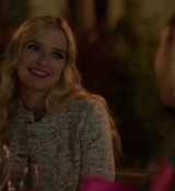 Emily_in_Paris_S02E03_WEBRip_x264-ION10_2345.jpg