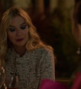 Emily_in_Paris_S02E03_WEBRip_x264-ION10_2354.jpg