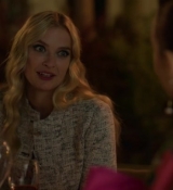 Emily_in_Paris_S02E03_WEBRip_x264-ION10_2356.jpg