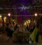 Emily_in_Paris_S02E03_WEBRip_x264-ION10_2373.jpg