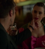 Emily_in_Paris_S02E03_WEBRip_x264-ION10_2526.jpg