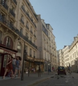 Emily_in_Paris_S02E04_WEBRip_x264-ION10_0113.jpg