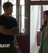 Emily_in_Paris_S02E04_WEBRip_x264-ION10_0172.jpg