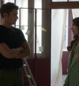 Emily_in_Paris_S02E04_WEBRip_x264-ION10_0174.jpg