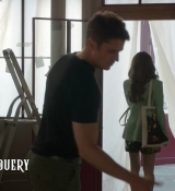 Emily_in_Paris_S02E04_WEBRip_x264-ION10_0191.jpg