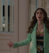 Emily_in_Paris_S02E04_WEBRip_x264-ION10_0358.jpg
