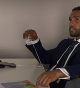 Emily_in_Paris_S02E04_WEBRip_x264-ION10_0496.jpg