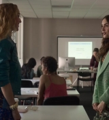 Emily_in_Paris_S02E04_WEBRip_x264-ION10_0531.jpg