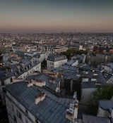 Emily_in_Paris_S02E04_WEBRip_x264-ION10_0552.jpg