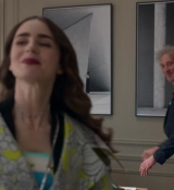 Emily_in_Paris_S02E04_WEBRip_x264-ION10_0755.jpg