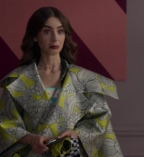 Emily_in_Paris_S02E04_WEBRip_x264-ION10_0805.jpg