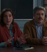 Emily_in_Paris_S02E04_WEBRip_x264-ION10_0852.jpg
