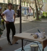 Emily_in_Paris_S02E04_WEBRip_x264-ION10_0915.jpg