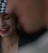 Emily_in_Paris_S02E04_WEBRip_x264-ION10_1025.jpg