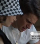Emily_in_Paris_S02E04_WEBRip_x264-ION10_1112.jpg