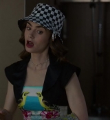Emily_in_Paris_S02E04_WEBRip_x264-ION10_1131.jpg