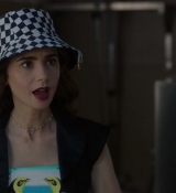 Emily_in_Paris_S02E04_WEBRip_x264-ION10_1153.jpg