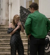 Emily_in_Paris_S02E04_WEBRip_x264-ION10_1475.jpg