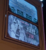 Emily_in_Paris_S02E04_WEBRip_x264-ION10_1607.jpg