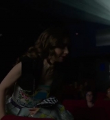 Emily_in_Paris_S02E04_WEBRip_x264-ION10_1637.jpg