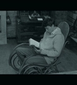 Emily_in_Paris_S02E04_WEBRip_x264-ION10_1666.jpg
