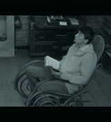 Emily_in_Paris_S02E04_WEBRip_x264-ION10_1669.jpg