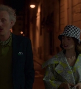 Emily_in_Paris_S02E04_WEBRip_x264-ION10_1743.jpg