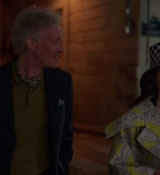 Emily_in_Paris_S02E04_WEBRip_x264-ION10_1760.jpg