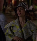 Emily_in_Paris_S02E04_WEBRip_x264-ION10_1787.jpg