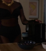 Emily_in_Paris_S02E04_WEBRip_x264-ION10_1830.jpg