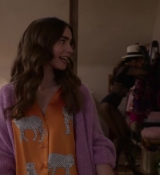 Emily_in_Paris_S02E04_WEBRip_x264-ION10_1895.jpg