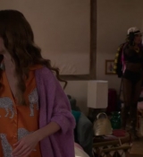 Emily_in_Paris_S02E04_WEBRip_x264-ION10_1897.jpg