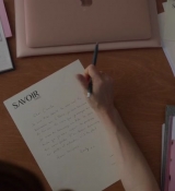 Emily_in_Paris_S02E04_WEBRip_x264-ION10_1935.jpg