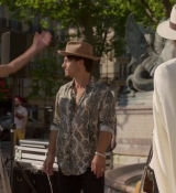 Emily_in_Paris_S02E04_WEBRip_x264-ION10_2071.jpg
