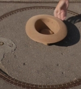 Emily_in_Paris_S02E04_WEBRip_x264-ION10_2090.jpg