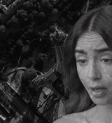 Emily_in_Paris_S02E04_WEBRip_x264-ION10_2178.jpg