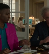 Emily_in_Paris_S02E04_WEBRip_x264-ION10_2236.jpg
