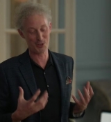 Emily_in_Paris_S02E04_WEBRip_x264-ION10_2248.jpg