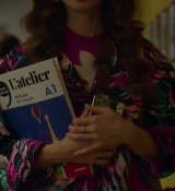 Emily_in_Paris_S02E04_WEBRip_x264-ION10_2745.jpg