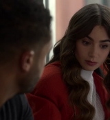 Emily_in_Paris_S02E05_WEBRip_x264-ION10_0654.jpg
