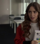 Emily_in_Paris_S02E05_WEBRip_x264-ION10_0802.jpg