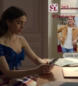 Emily_in_Paris_S02E05_WEBRip_x264-ION10_0826.jpg