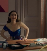 Emily_in_Paris_S02E05_WEBRip_x264-ION10_0865.jpg