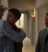 Emily_in_Paris_S02E05_WEBRip_x264-ION10_1059.jpg