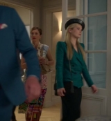 Emily_in_Paris_S02E05_WEBRip_x264-ION10_1150.jpg