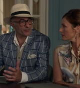 Emily_in_Paris_S02E05_WEBRip_x264-ION10_1169.jpg