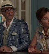 Emily_in_Paris_S02E05_WEBRip_x264-ION10_1183.jpg