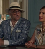 Emily_in_Paris_S02E05_WEBRip_x264-ION10_1229.jpg